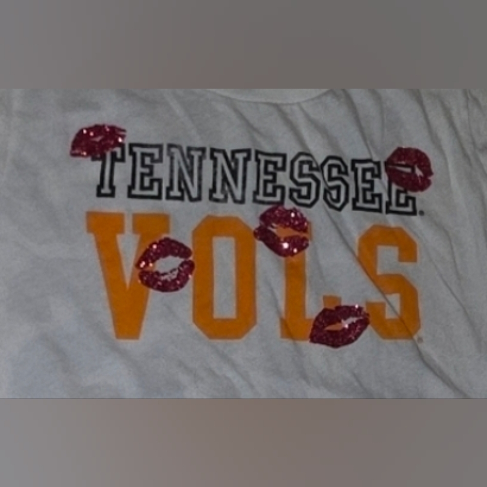 VINTAGE PINK Victoria's Secret White BLING Medium Tshirt Orange TENNESSEE VOLS